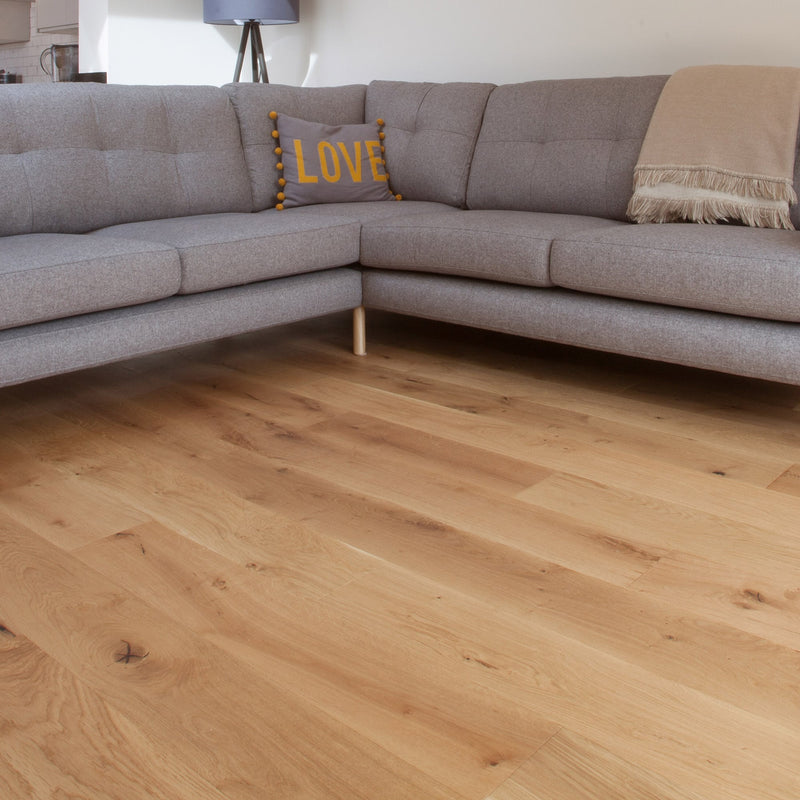 Rustic Oak Brushed & Matt Lacquered